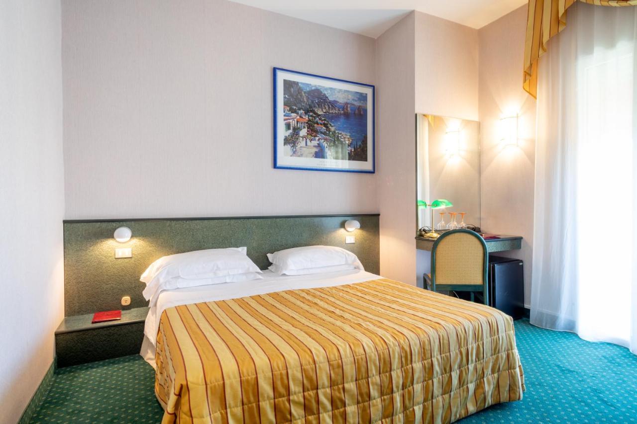 Hotel Capri Bardolino 3S Exteriér fotografie